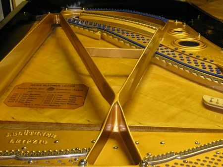 Restauración Piano Blüthner