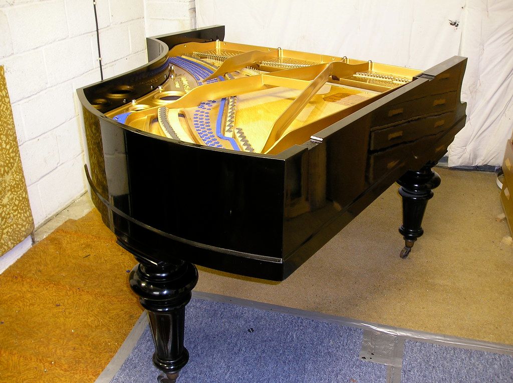Restauración Piano Blüthner